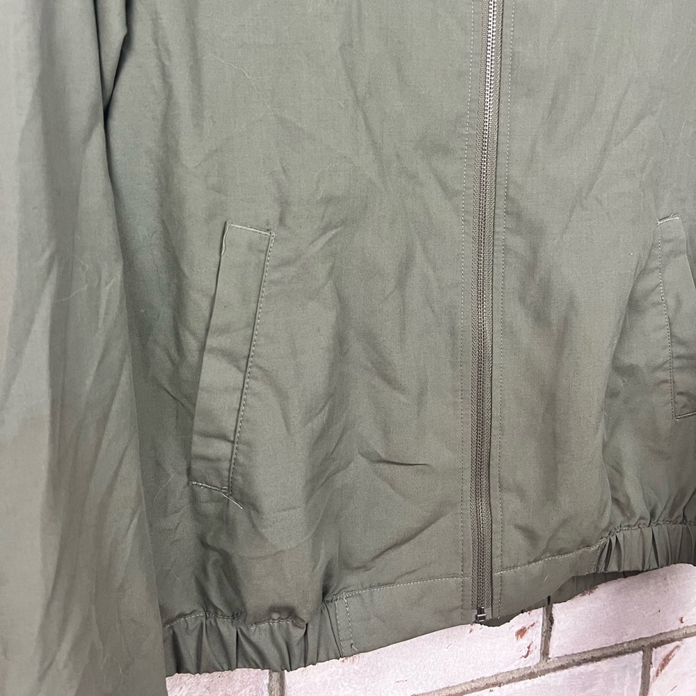 Green Bomber Zip-up - Picture 2 of 7